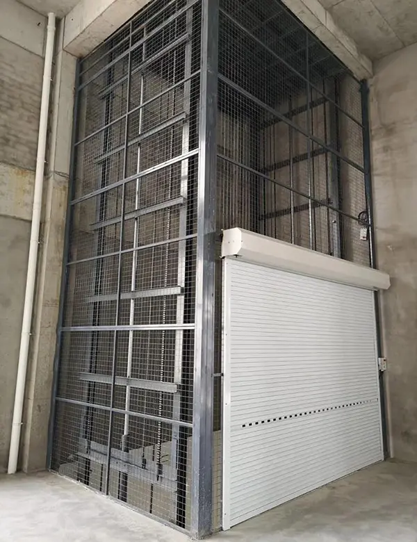 warehouse-goods-lift-14