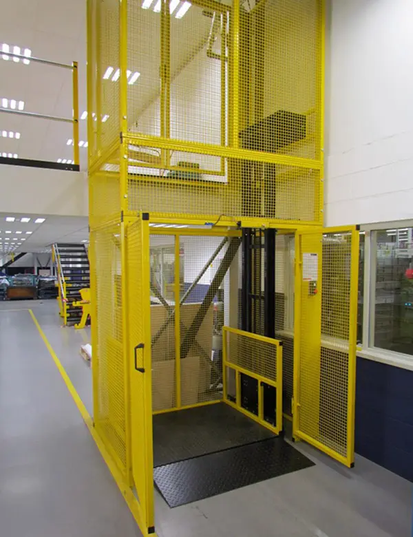 warehouse-goods-lift-16