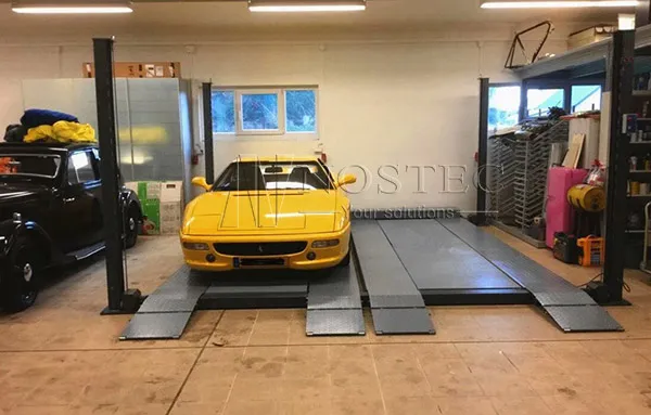 hydraulic goods lift